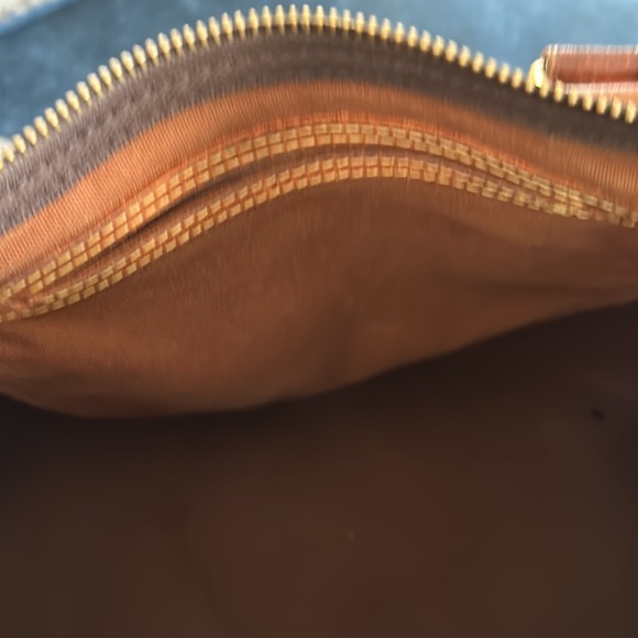 Louis Vuitton doctor bag - Picture 9 of 10